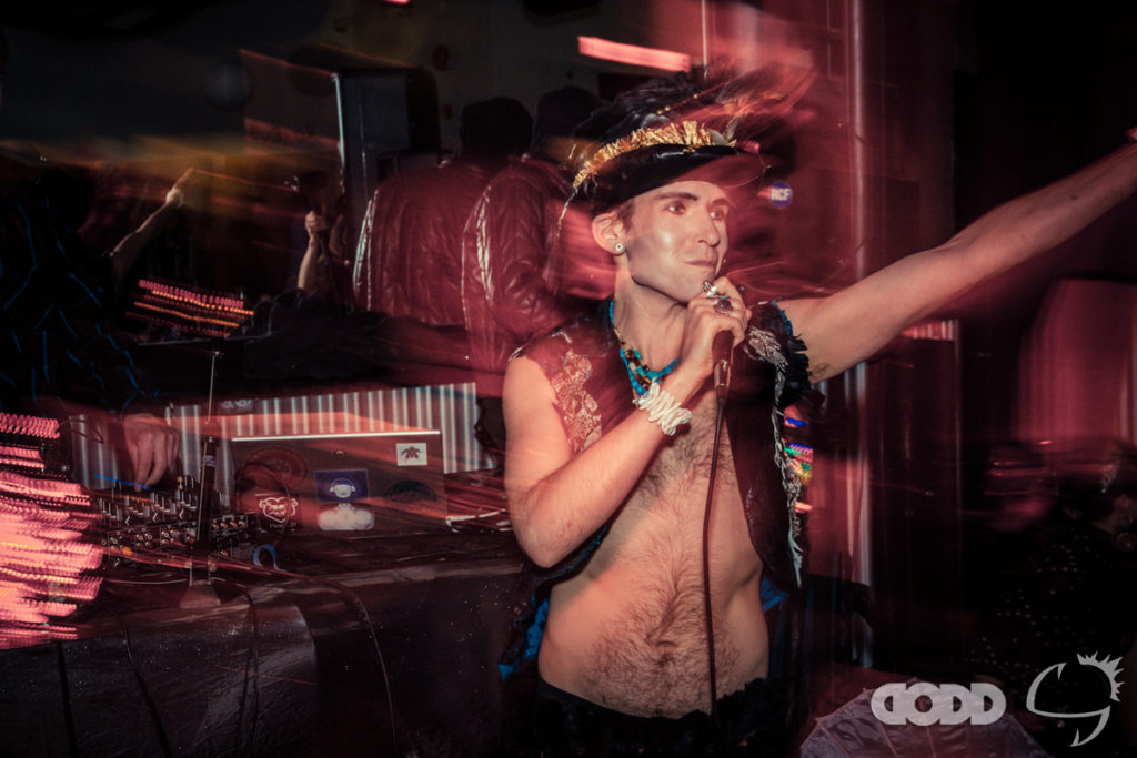 20120420-cosmic-caravan-ad-8974