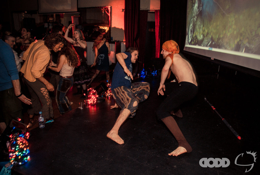 20120420-cosmic-caravan-ad-9175