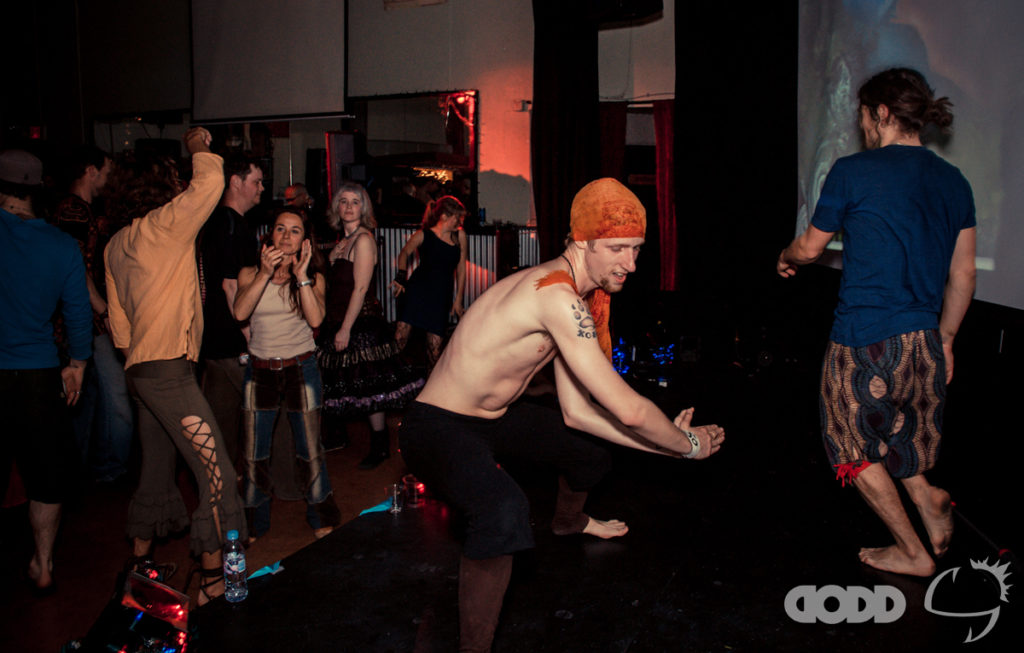 20120420-cosmic-caravan-ad-9177