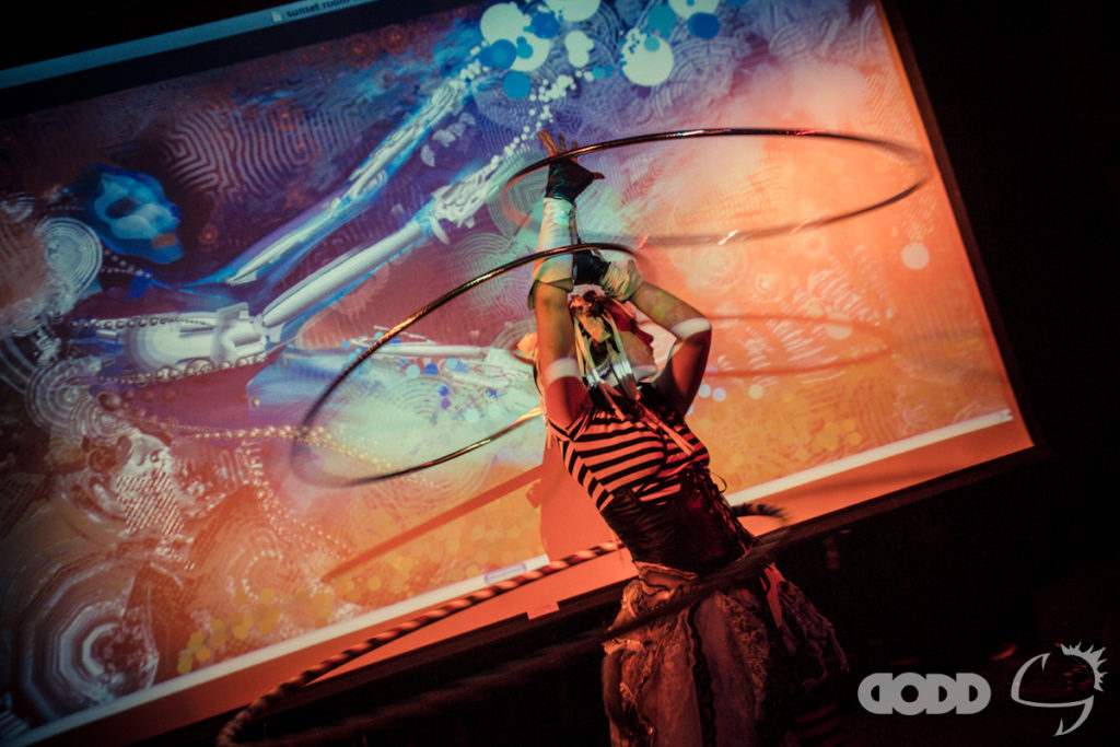 20120420-cosmic-caravan-ad-9381