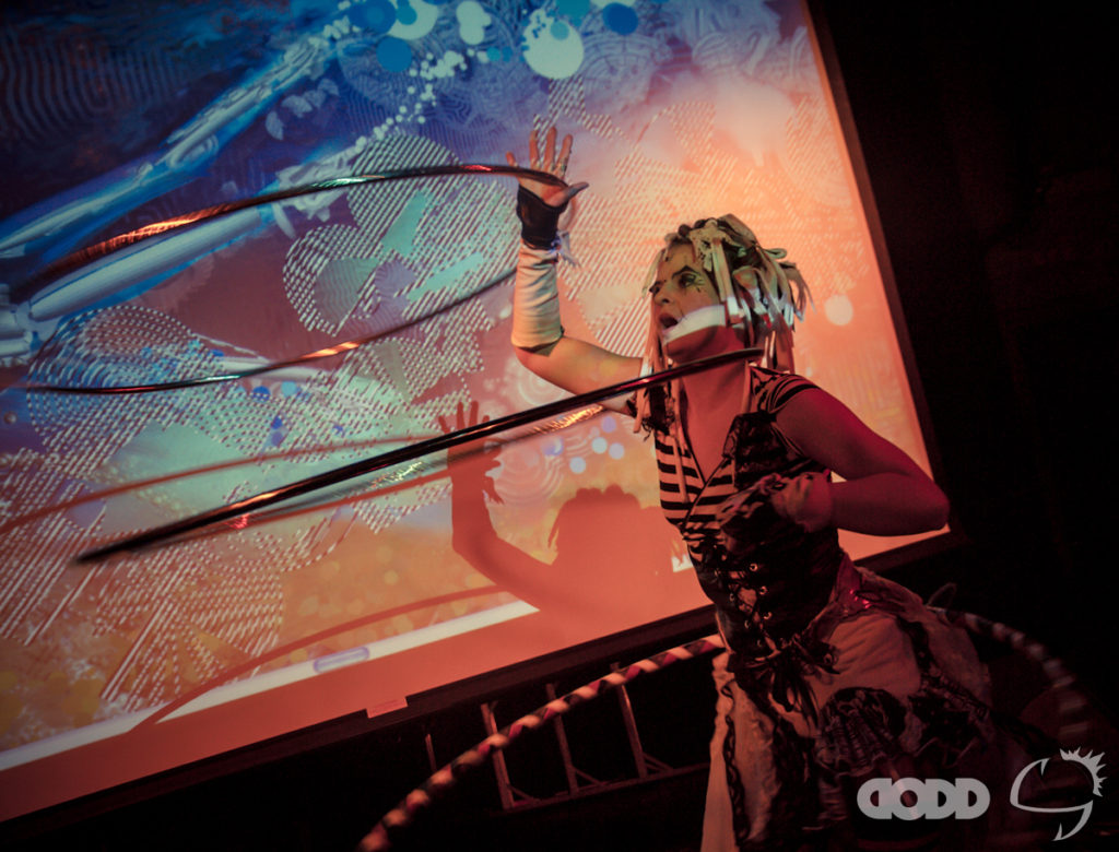 20120420-cosmic-caravan-ad-9389