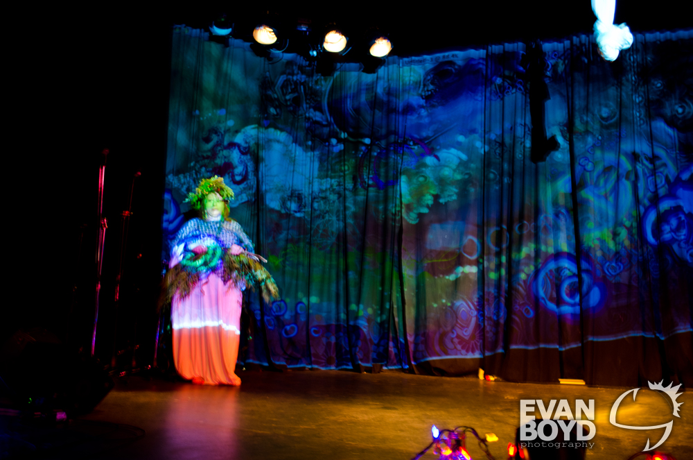 20120420-cosmic-caravan-eb-021