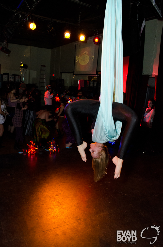 20120420-cosmic-caravan-eb-054