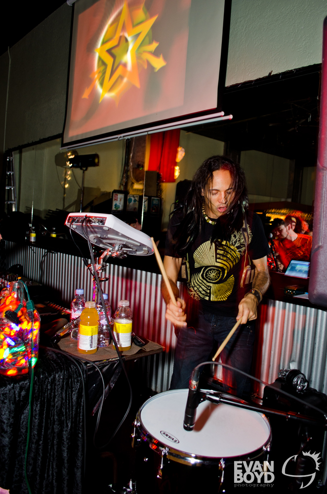 20120420-cosmic-caravan-eb-135