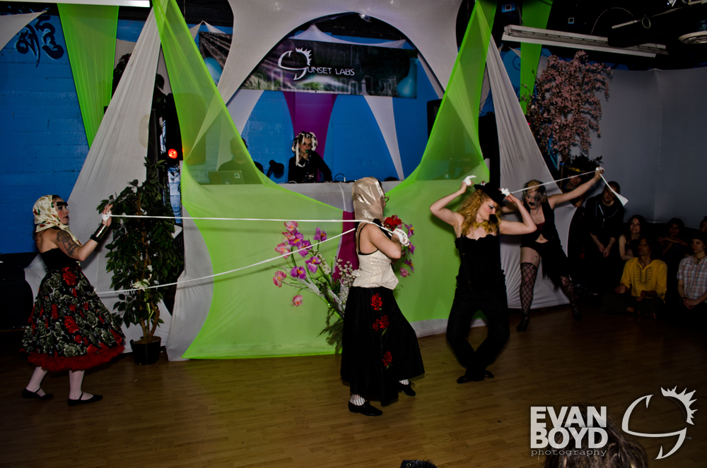 20120420-cosmic-caravan-sr-eb-54