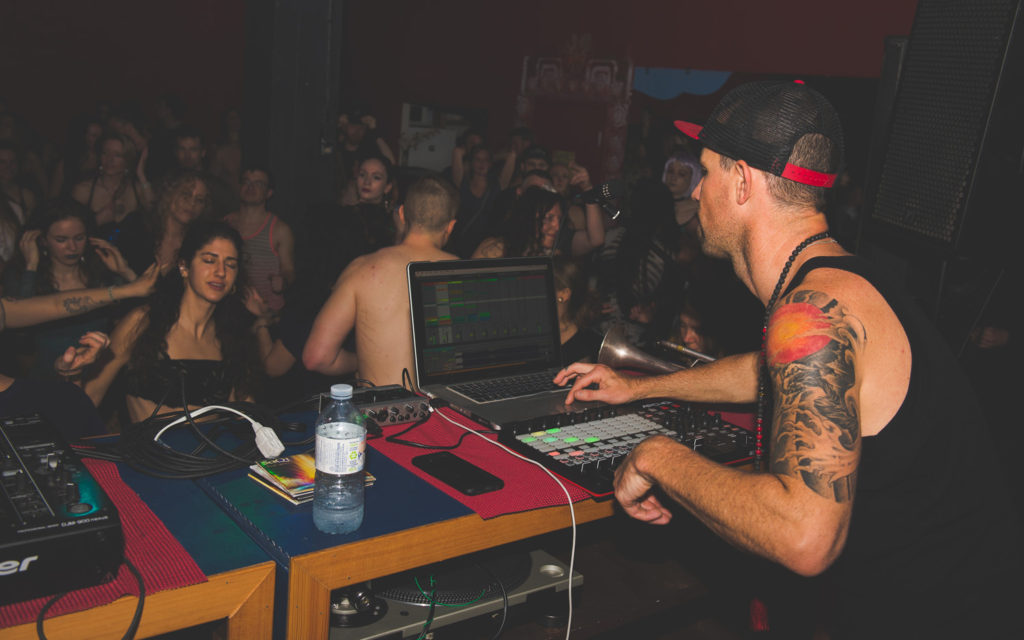 20180407 – saQi (ZK) – 4195