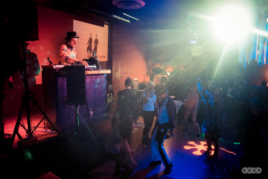 20170204 – Neon Time Machine – 3